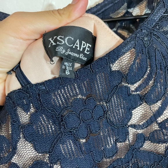 Xscape long lace peplum‎ dress - Picture 5 of 9